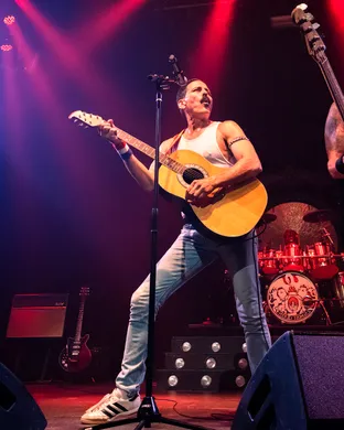 Almost Queen - A Tribute To Queen Pittsburgh