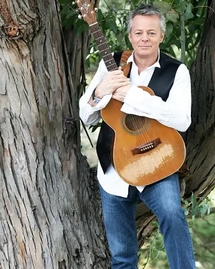 Tommy Emmanuel Wheeling